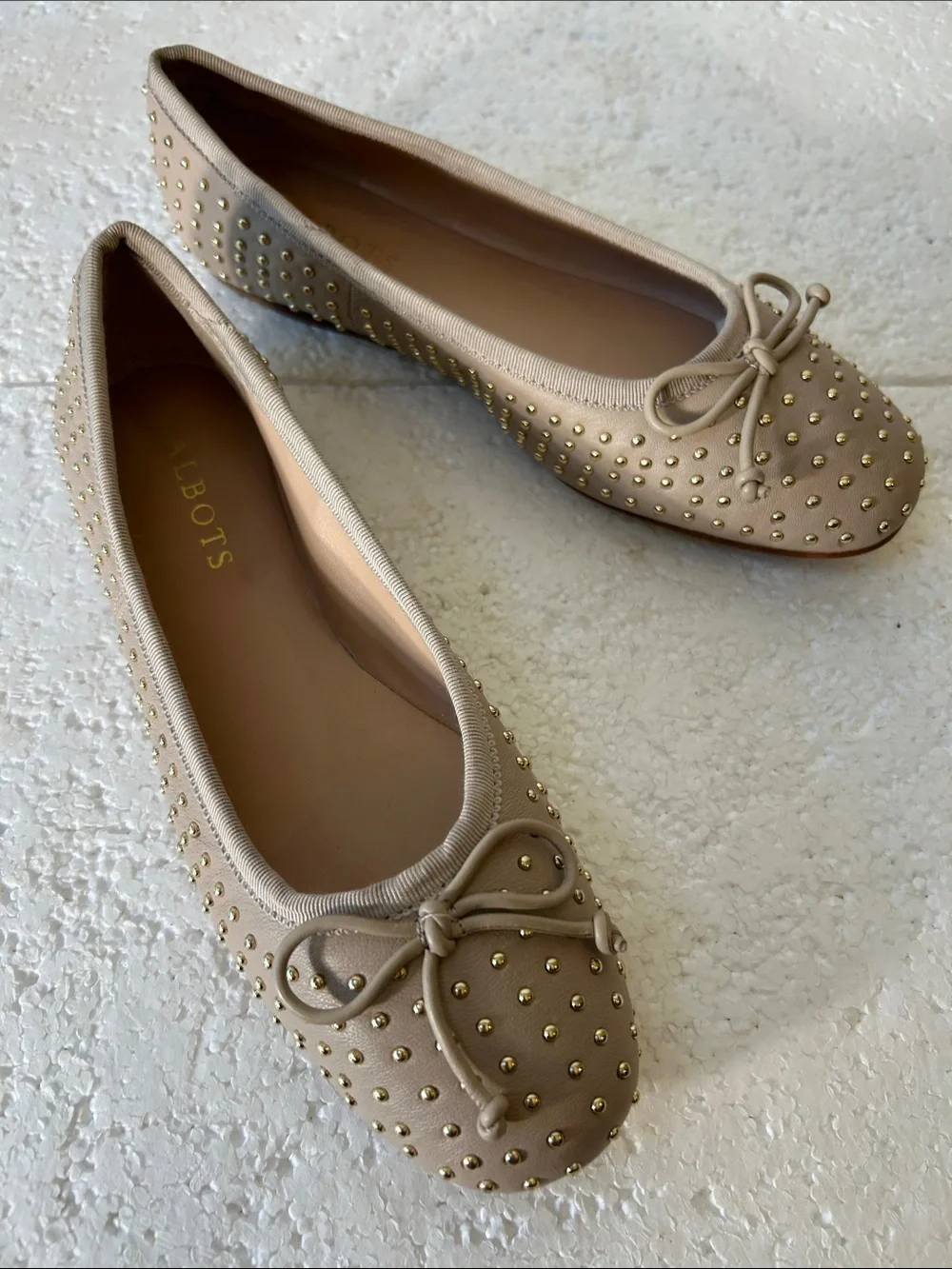 Talbots SZ 5 Nude Leather Studded Ballet Flat Formal Coquette Romantic Wardrobe